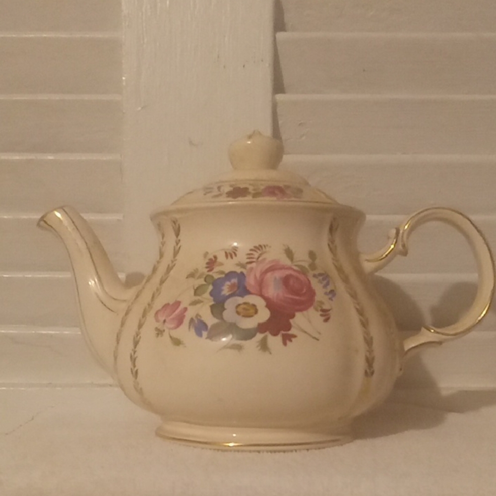 Vintage Sandler TeaPot